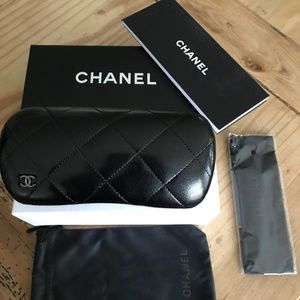 CHANEL BLACK QUILTED SUNGLASSES CASE